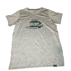 NWOT Patagonia Women's Capilene Daily Base layer V Neck Top, Size Small